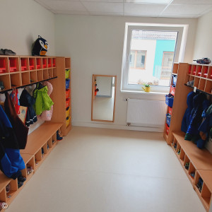 Garderobe Gelbe und Türkise Gruppe